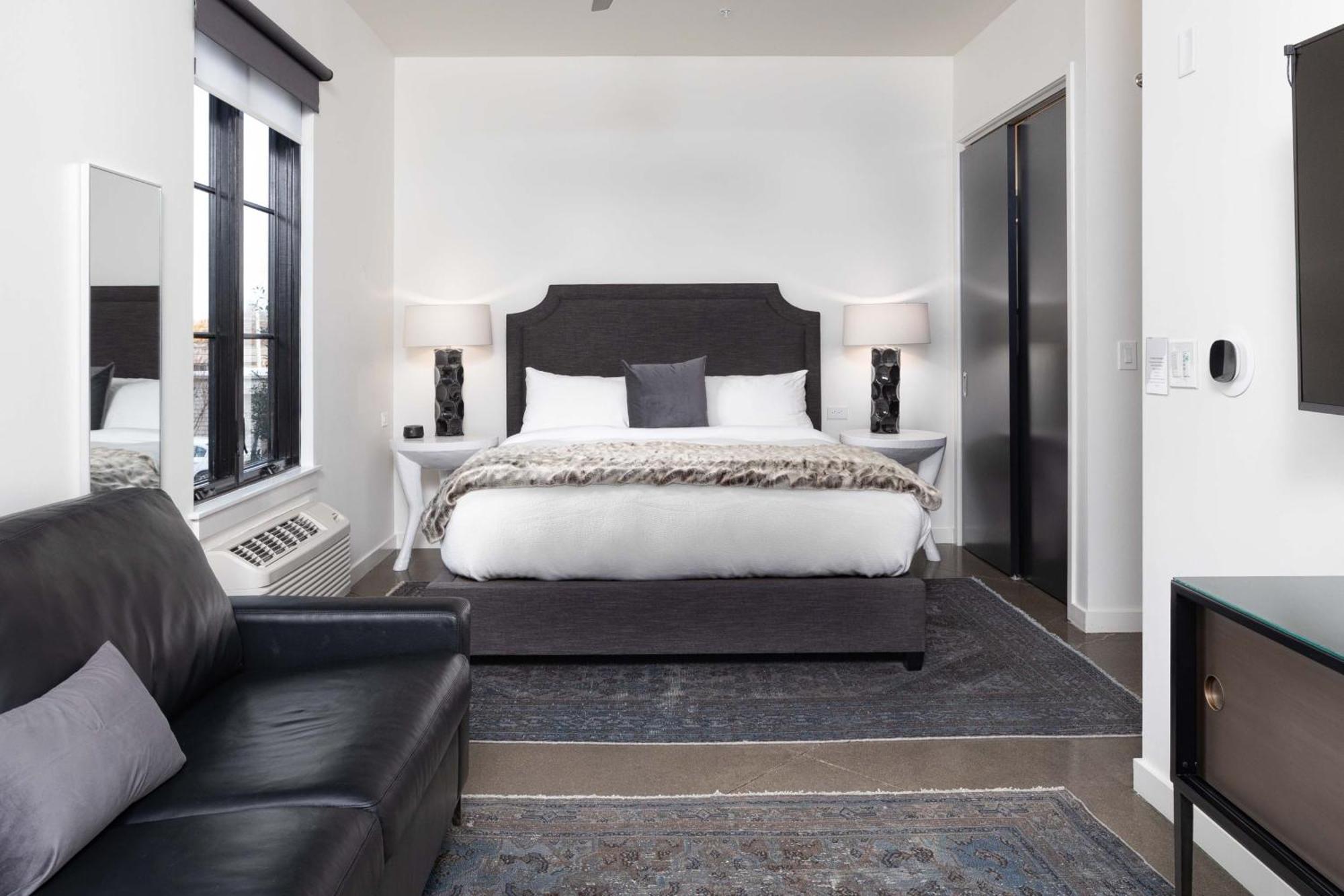 121 Hotel By Avantstay Chic Modern Hotel In Nashville Exterior photo